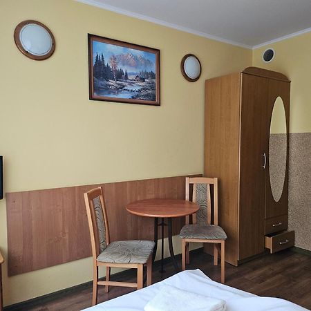 "Hel" Wieniec Zdroj Włocławek Kültér fotó